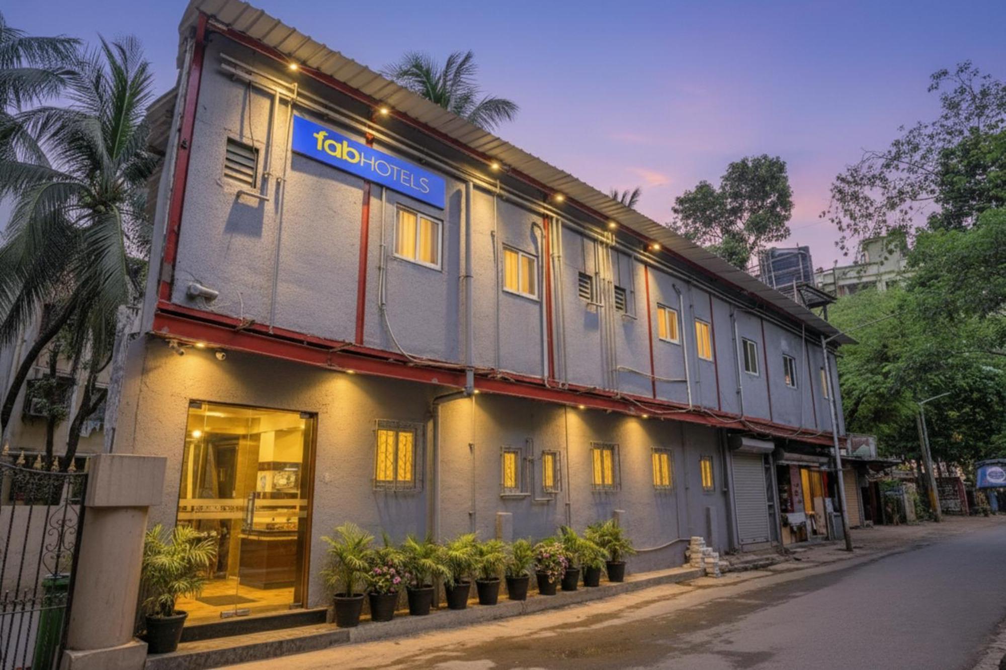Fabhotel Comfort Stay, Mumbai